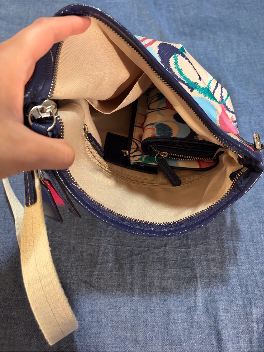 Coach Colorful Circle Print Crossbody Bag with Matching Wallets - Picture 5 of 6